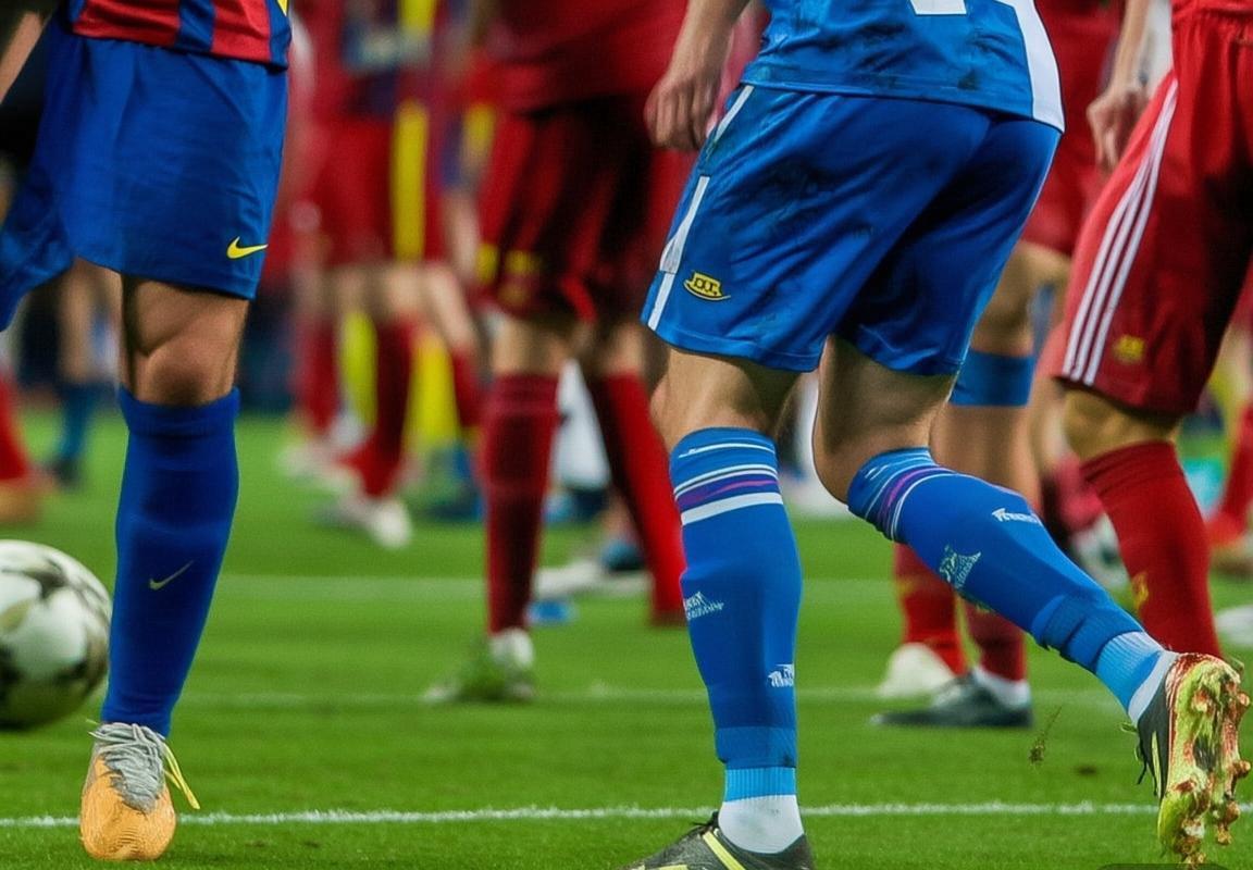 巴萨拜仁欧冠巅峰对决直播：传控速攻战术对决看点全解析(图3)