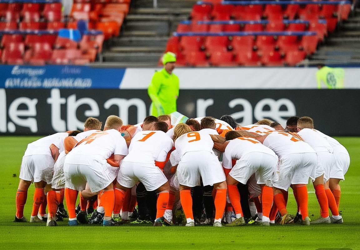 2020欧国联巅峰对决：荷兰vs意大利激情碰撞回顾(图2)